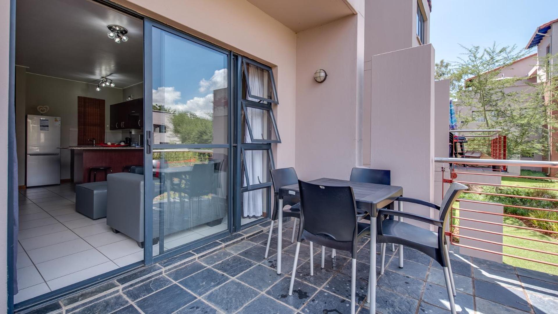 Jozistay @ Jackal Creek Apartments 루드푸르트 객실 사진