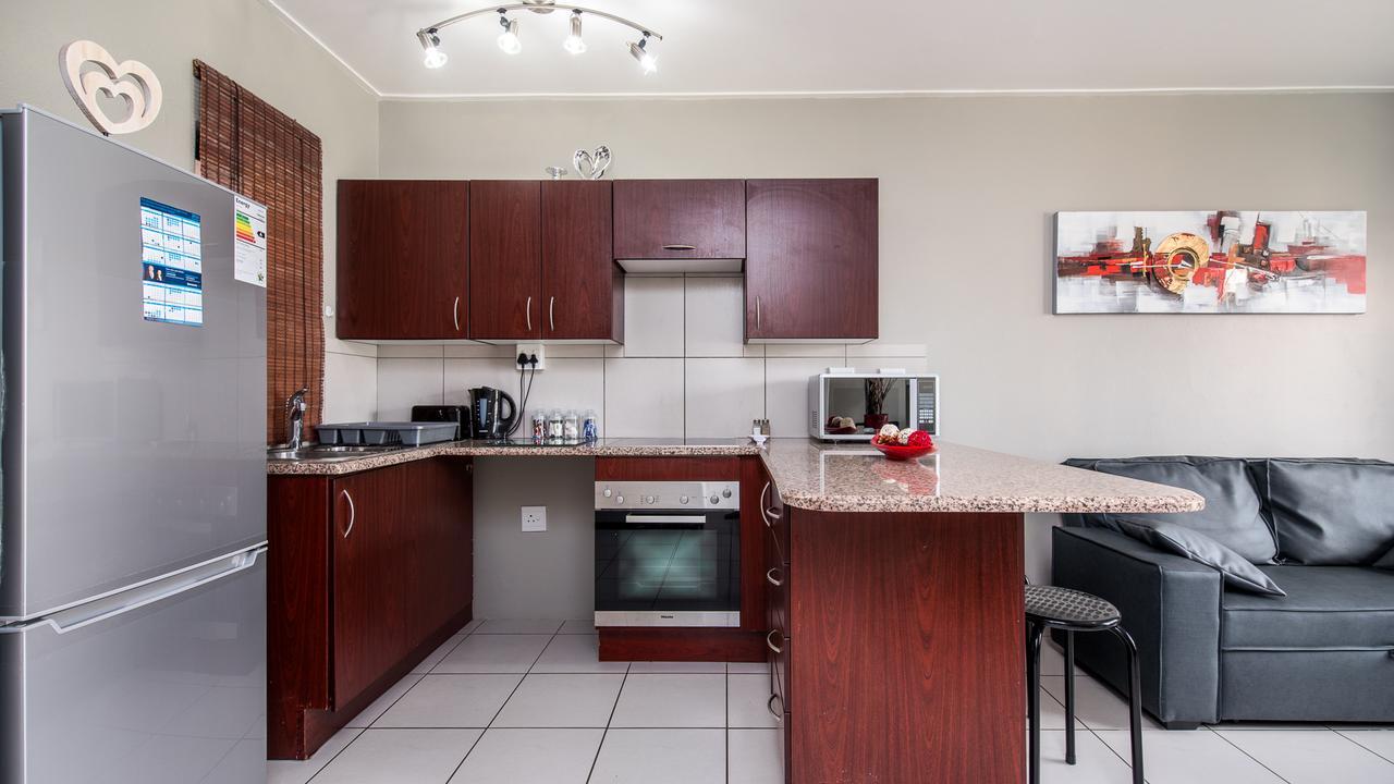 Jozistay @ Jackal Creek Apartments 루드푸르트 외부 사진